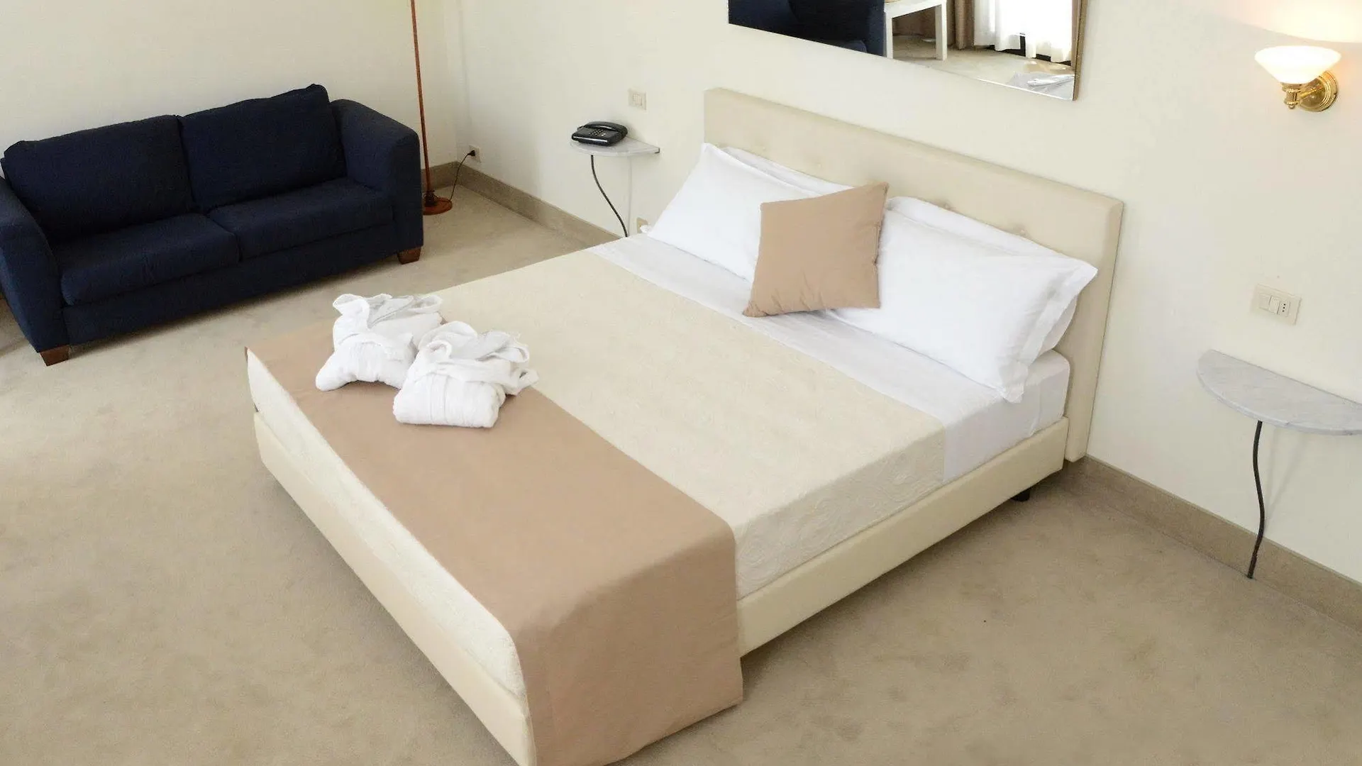 Hotel Ponte Di Rialto Crema Italy