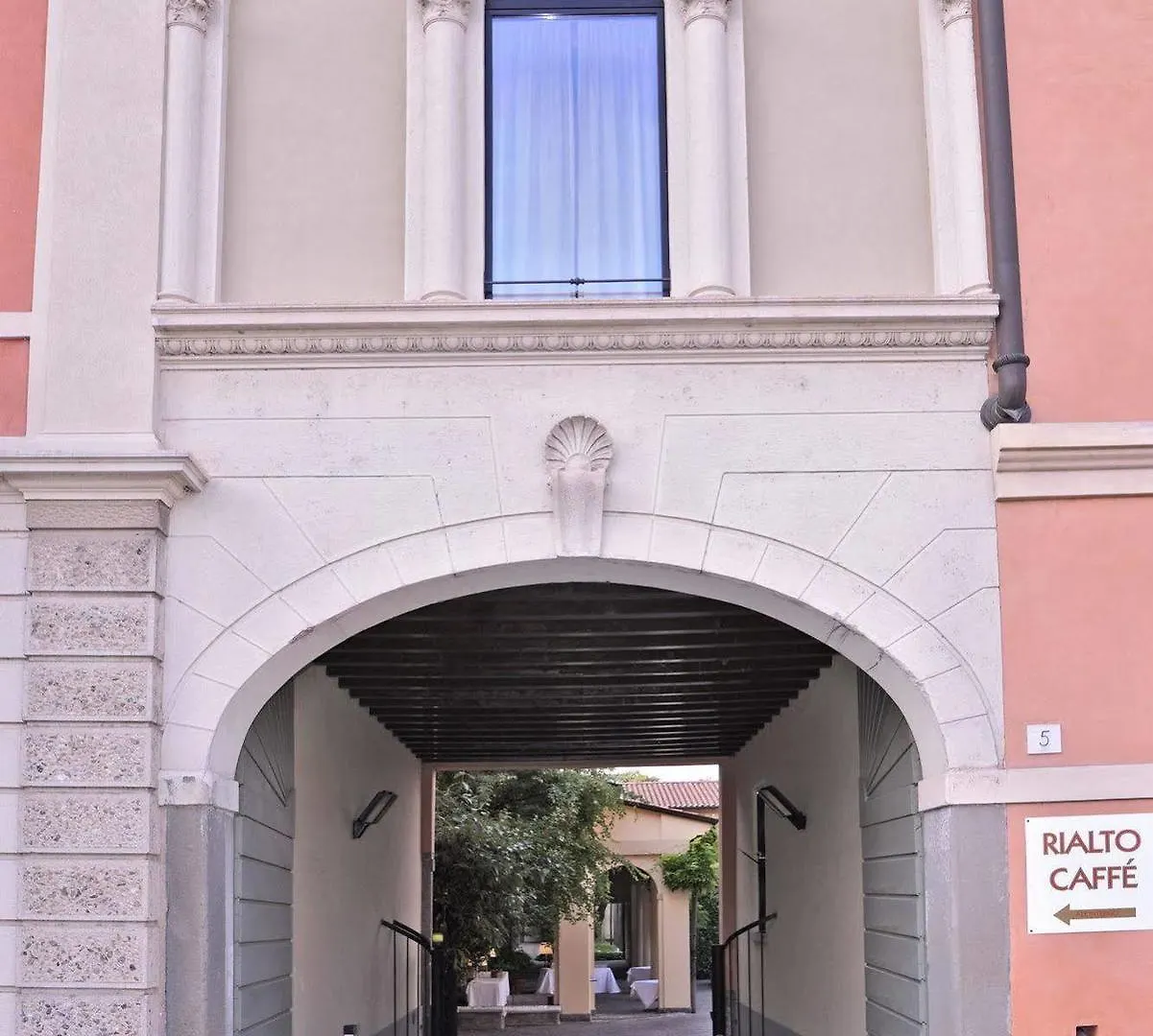 Hotel Ponte Di Rialto Crema 4*,  Italien