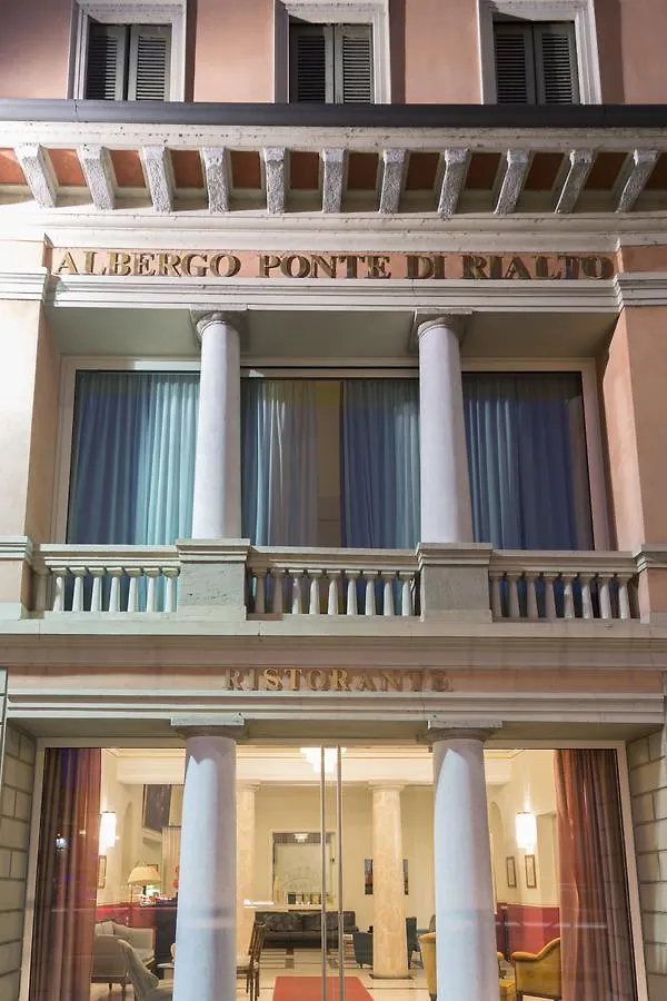 Hotel Ponte Di Rialto Crema 4*,