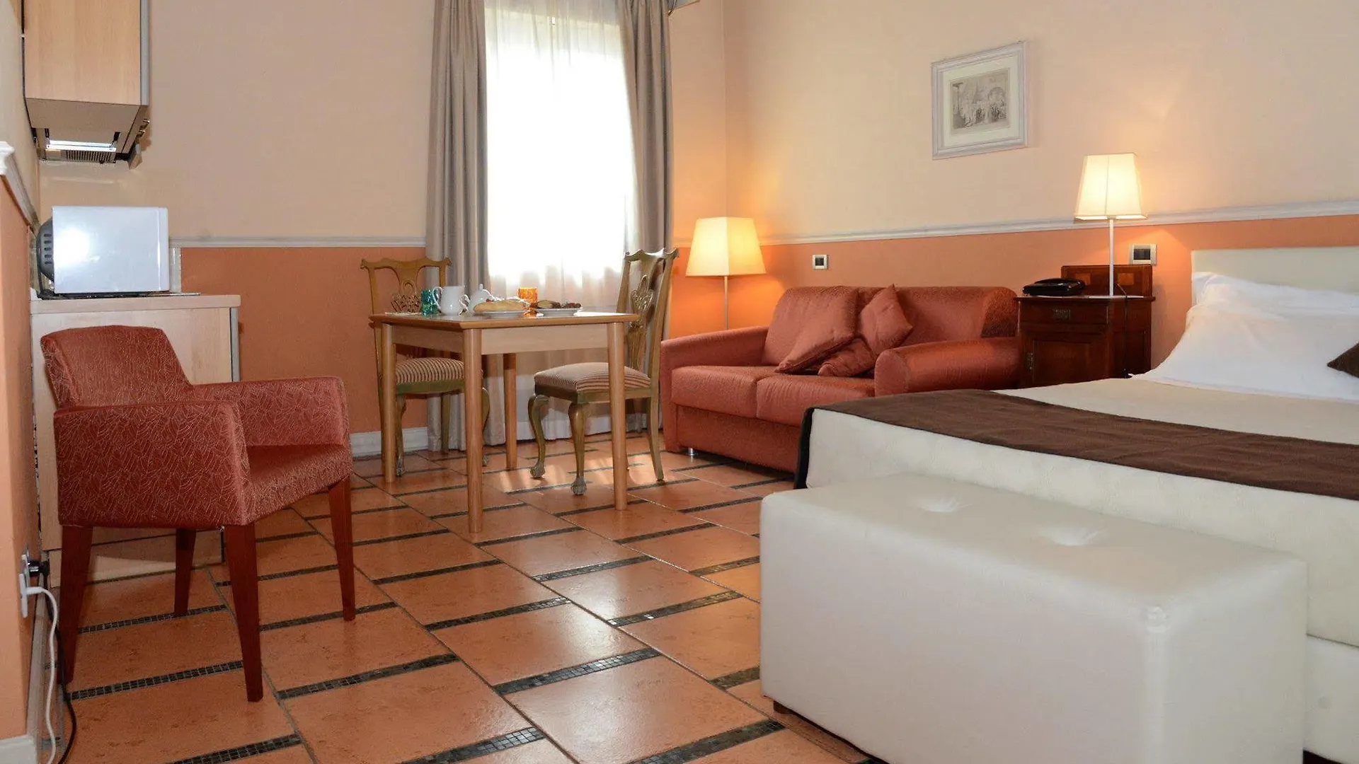 Hotel Ponte Di Rialto Crema 4*,